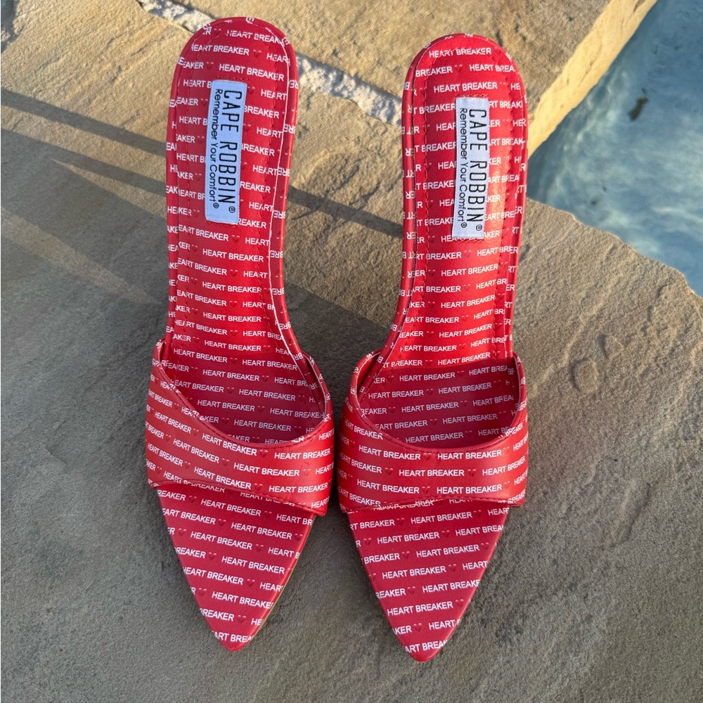 Cape Robbin “Heart Breaker” Red Slide Heels Size 10 – New